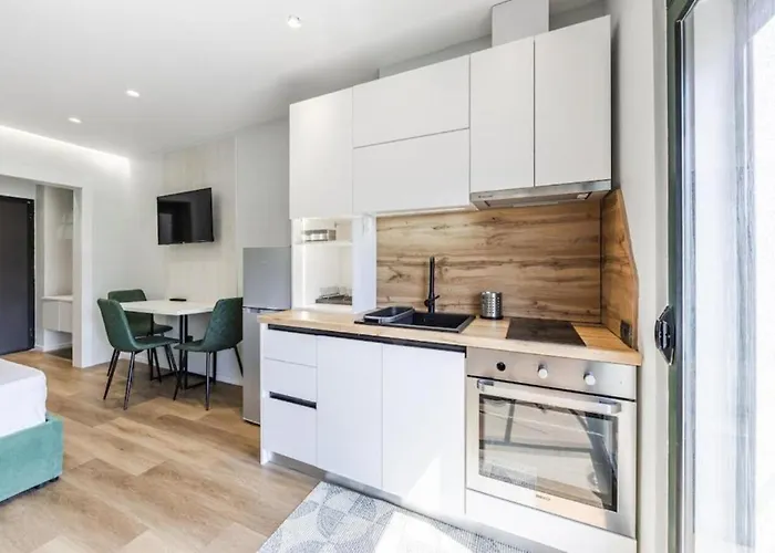 Mare Blu By Ps * Golem (Tirana)